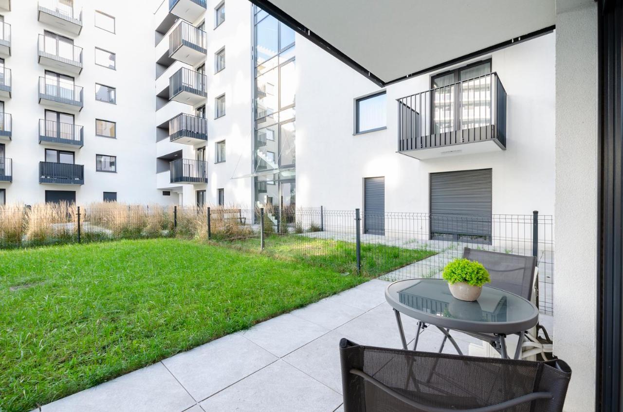 Sky Home- Rose Apartament -Manufaktura, Bezplatny Parking, Klima, Dostep Na Kod Łódź Zewnętrze zdjęcie